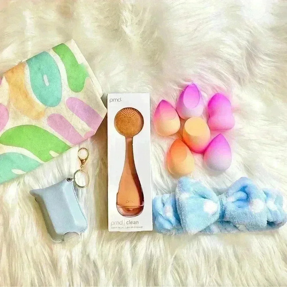 PMD BEAUTY Smart Facial Cleansing Device Bundle - Picture 7 of 15